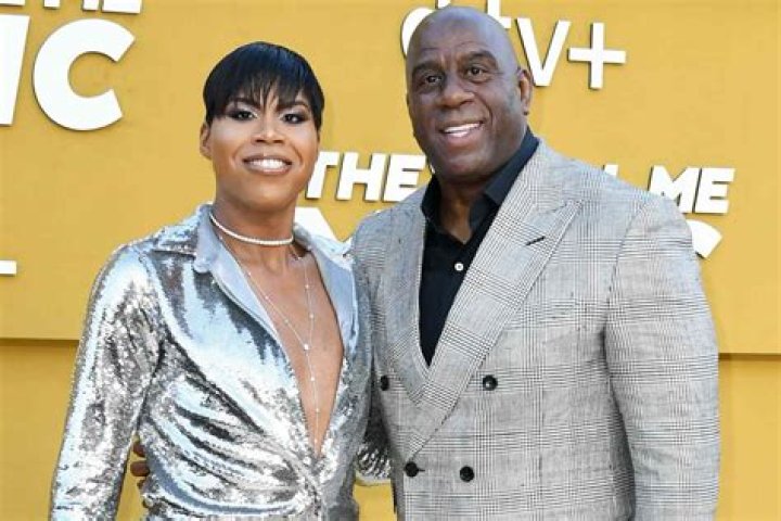 EJ and Cookie Johnson appear on "Red Table Talk" | Image: Pinterest