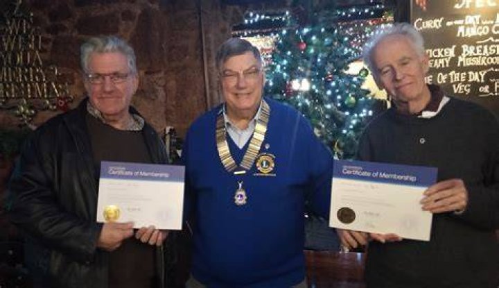 fitzsimons with members of his hospital unit