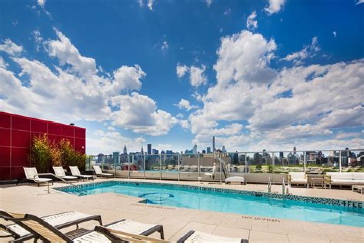 QLIC amenities, outdoor pool