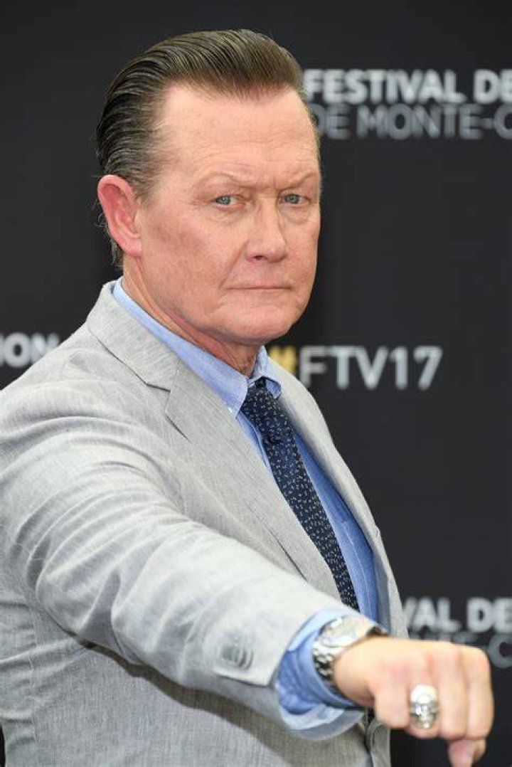Robert Patrick weight