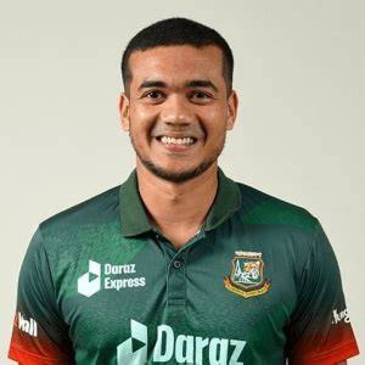 Taskin Ahmed Images